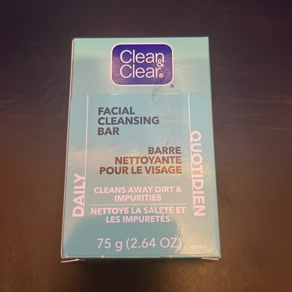 Clean & Clear 75g Facial Cleansing Bar
